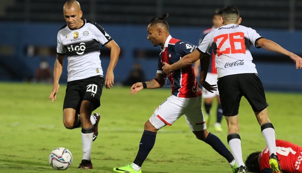 Versus / Los lujos de Cerro estuvieron a la orden del día en el superclásico