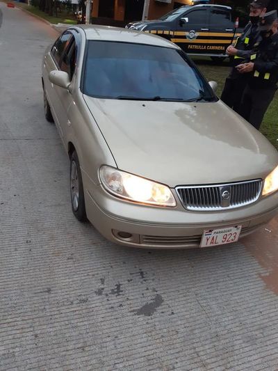 Retiran vehículo tras amenaza con cuchillo a agentes de la Caminera - Nacionales - ABC Color