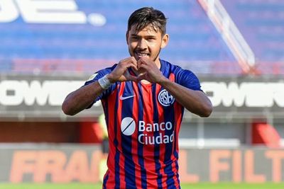 River vuelve a tropezar en la Copa de la Liga; gol de Óscar Romero - Fútbol - ABC Color