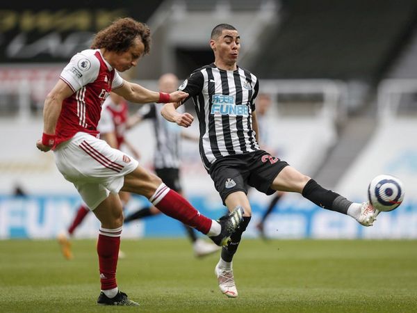 Arsenal vence al Newcastle de Miguel Almirón