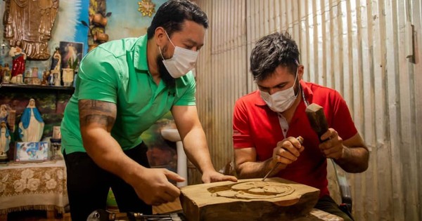 La Nación / Tallado de la Virgen de Caacupé hecho por un reo será donado a la Basílica