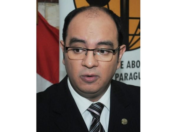 “A la senadora le puede costar muy caro su vacunación”