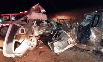 Tres fallecidos en violentísimo choque frontal entre un automóvil y camioneta – Diario TNPRESS