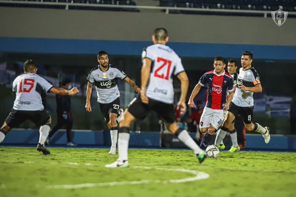 Tres líderes al jugarse parcialmente la fecha 14 del Apertura | .::Agencia IP::.