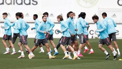 Varane, lesionado y fuera de la revancha contra el Chelsea - Fútbol - ABC Color