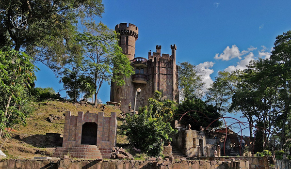 El Castillo Echauri abre sus puertas por primera vez - Noticiero Paraguay