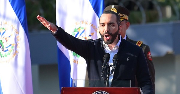 La Nación / El Salvador enciende alarmas sobre autoritarismo de Bukele