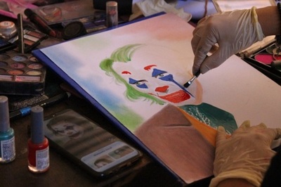 Emprendedoras convierten maquillajes en arte