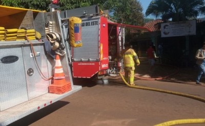 Susto tras incendio de oratorio en el barrio Ciudad Nueva
