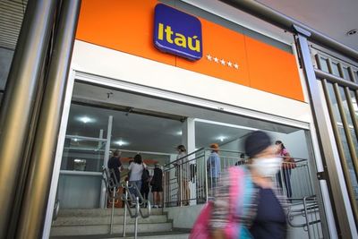 El banco brasileño Itaú gana 1.000 millones de dólares en el primer trimestre, un 59 % más - MarketData