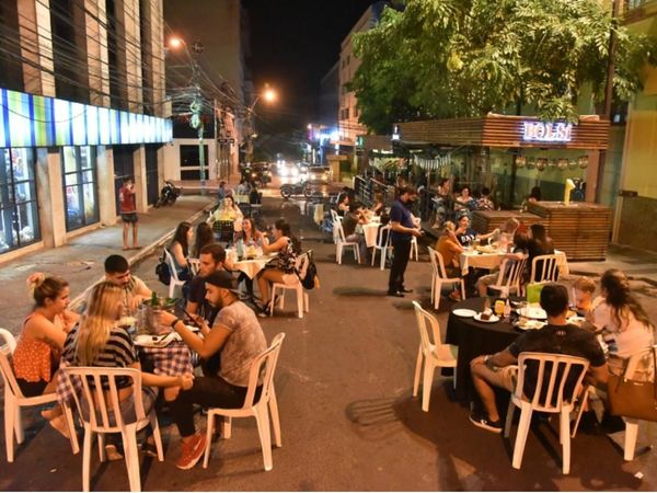 Seguirá Asunción en las calles
