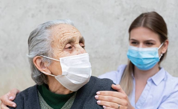 Diario HOY | Especialista recomienda usar mascarilla quirúrgica para prevenir el contagio del COVID