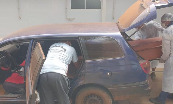 Familia ya no tenía para pagar la funeraria y solidario hombre llevó féretro para el sepelio