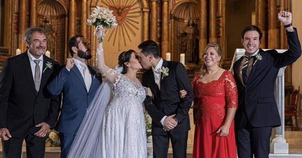 La Nación / Hija de Carlos Franco se casó en Cartagena de Indias