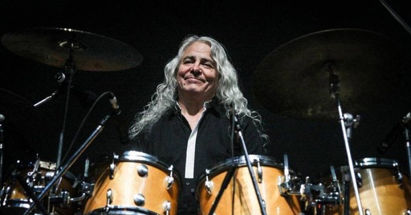 La Nación / Muere el baterista de Almendra, Rodolfo García