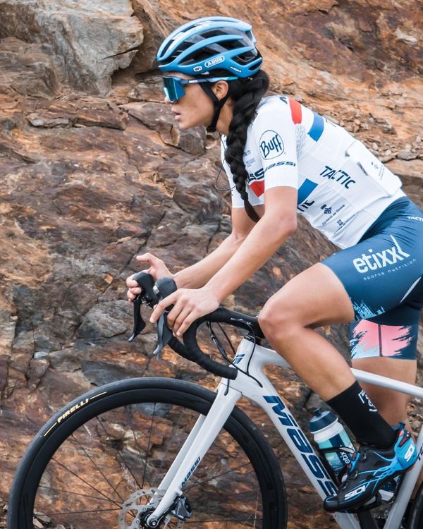 Agua Marina Espínola, la primera ciclista que participará en Tokio | El Independiente