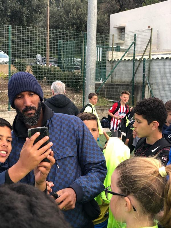 Anelka dimite como director deportivo tres meses después - Fútbol - ABC Color