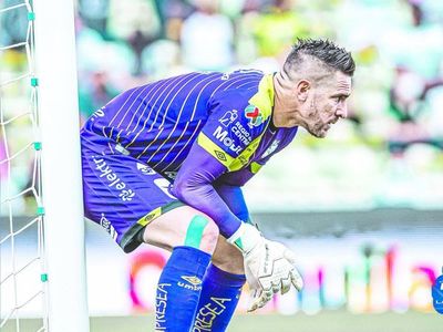 "¡Eres UN DIOS en el arco!" le dijeron a Silva