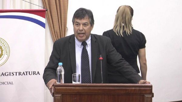Candia Amarilla ni siquiera estaba registrado en el sistema y accedió a la vacunación, dice Borba | Ñanduti