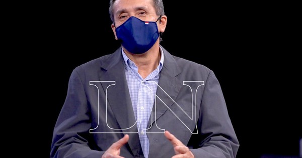 La Nación / Senador califica de detestable vacunación VIP
