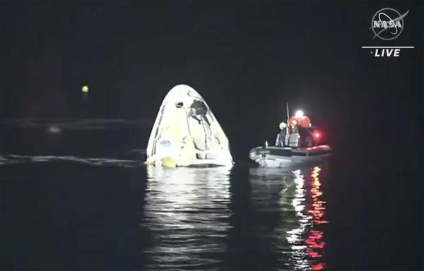 Nave de SpaceX regresa a Tierra con 4 astronautas | OnLivePy