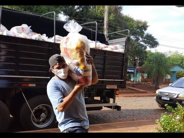 GOBERNACIÓN CONTINUA SEGUNDA ENTREGA DE KITS DE ALIMENTOS A INSTITUCIONES EDUCATIVAS DE ITAPÚA