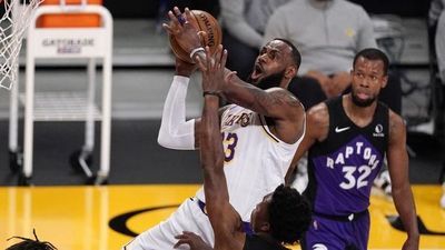 El play-in amenaza a Doncic y LeBron | El Independiente