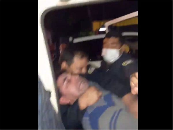 Ciudadano denuncia violencia y amenaza policial en procedimiento