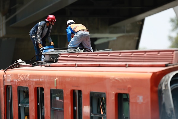 El presagio de un accidente temido por vecinos y usuarios del metro mexicano - MarketData