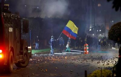 Caos en Colombia: ONU rechaza uso excesivo de la fuerza
