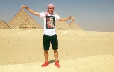 Crónica / FABIÁN OVEJERO: “EN EGIPTO NO HAY ASADO, NI ALCOHOL”