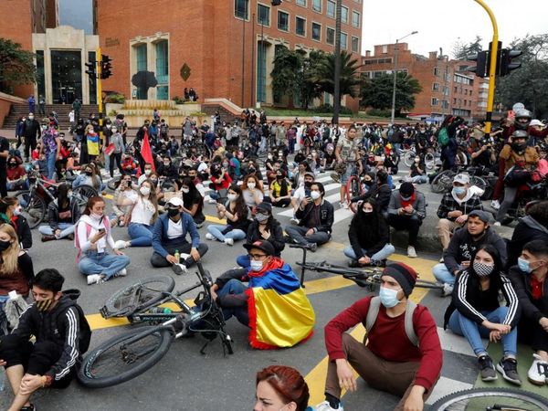 Duque despliega a militares por las calles de Colombia