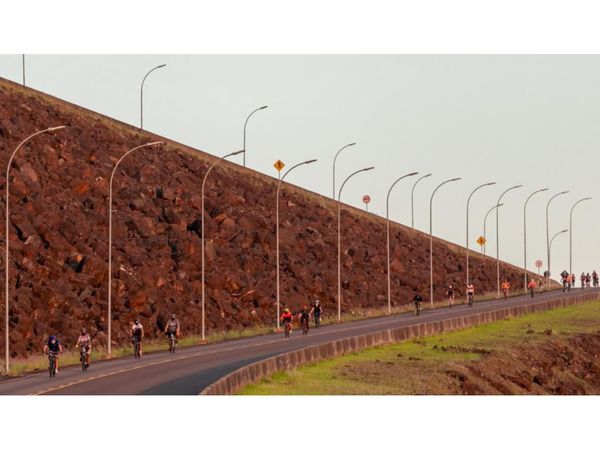 Se habilitó paseo en bicicleta por la usina de la Itaipú,  lado brasileño