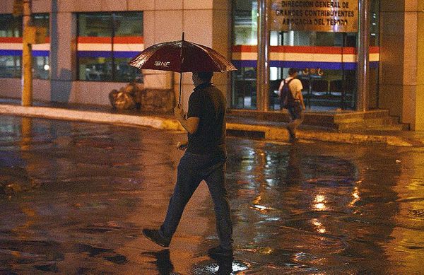 Fenómeno climático  trae  moderadas lluvias y descenso de la  temperatura - Nacionales - ABC Color