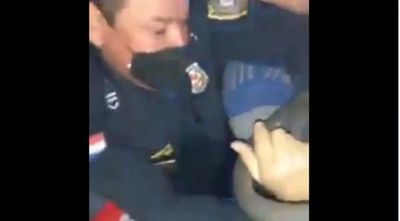 Comerciante denuncia irregular procedimiento policial y procesan a dos uniformados