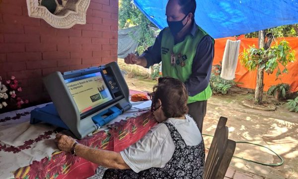 Jornada de verificación Voto en Casa se realizó en 8 barrios de Luque