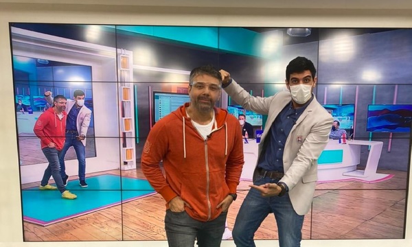 Recibimos a Raúl Vega de A Mil km del Mar en el set de LMCD - SNT