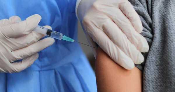 Canadá se convierte en el primer país en aprobar la vacuna de Pfizer a partir de los 12 años - SNT