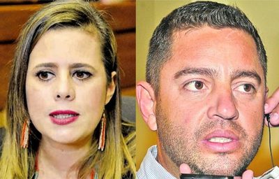 Alliana le responde a Kattya González