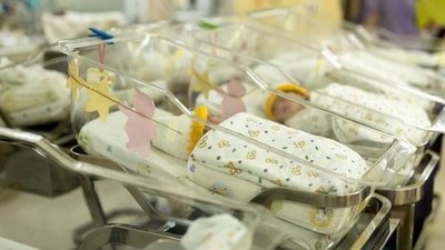 Esperaba septillizos, le llegaron dos más | Noticias Paraguay