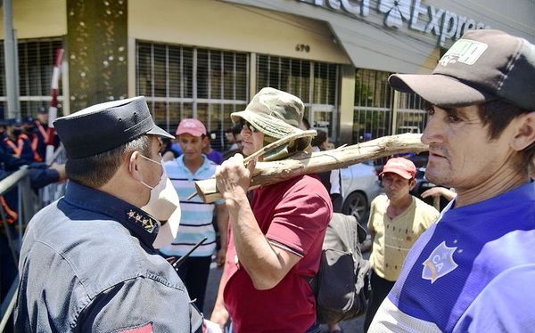Transferencia de fondos del MAG a campesinos, con 30% de avance - Nacionales - ABC Color