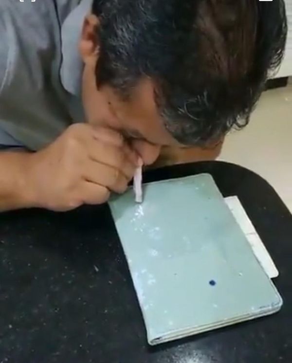 Viralizan video del padre del intendente Prieto inhalando un polvo blanco y él dice que era un medicamento - ABC en el Este - ABC Color
