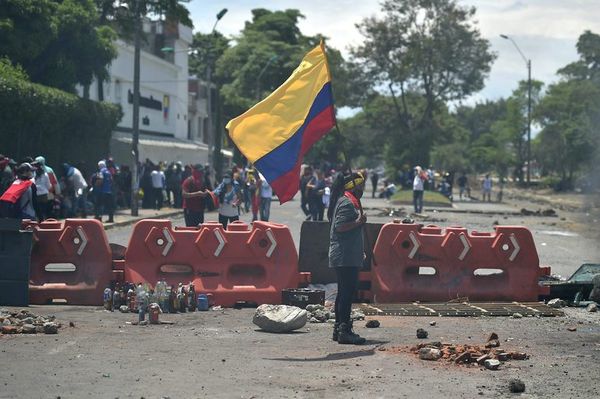 Marchas contra Gobierno colombiano dejan al menos 24 muertos - Mundo - ABC Color