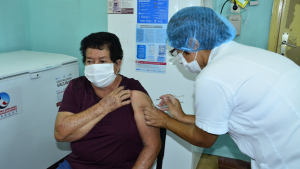 “Nuestra única esperanza para recibir vacunas es Biden” | El Independiente