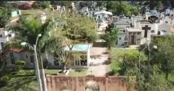 La Nación / Cementerio de San Pedro al borde del colapso y aguardan habilitación de otro campo santo