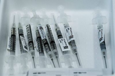 Vacuna de Pfizer protege más de un 95 % frente a la covid, según estudio - Mundo - ABC Color