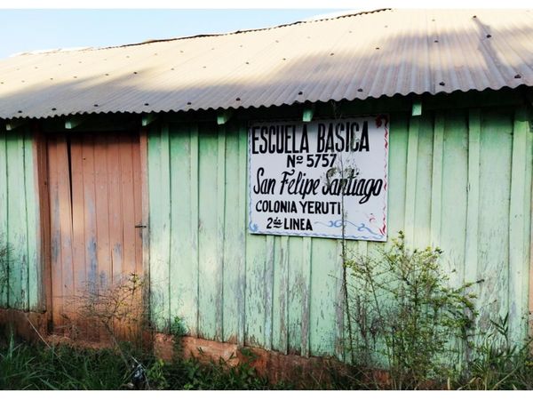 MEC se contradice sobre cierre de escuela en Curuguaty