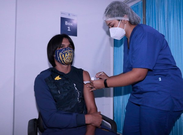 APF inicia vacunación contra el COVID - Megacadena — Últimas Noticias de Paraguay
