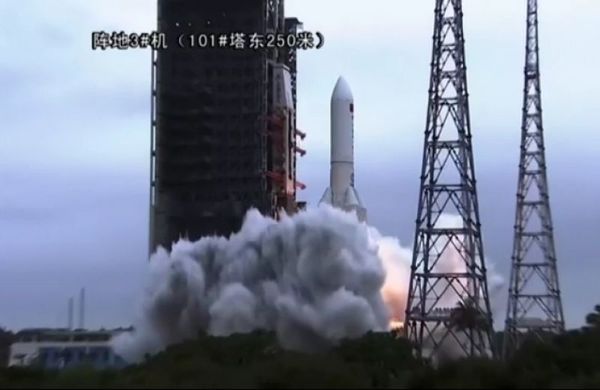 Los restos de un cohete chino fuera de control podrían estrellarse pronto contra la Tierra. ¿Cuán peligroso es realmente?