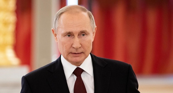 Presidente de Rusia dice que su país apoyaría la idea de liberar patentes de vacunas contra el Covid-19